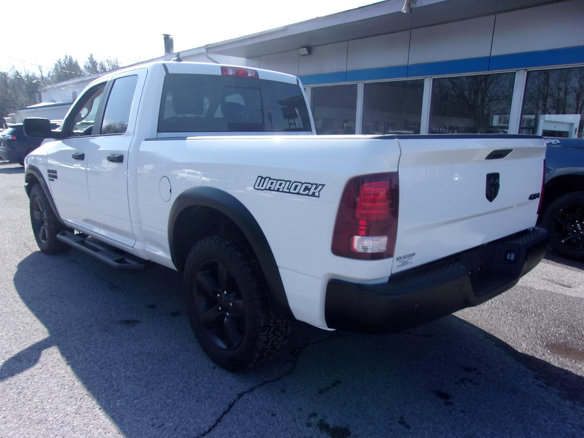 2020 RAM 1500 Classic SLT 4x4 Quad Cab 6'4" Box