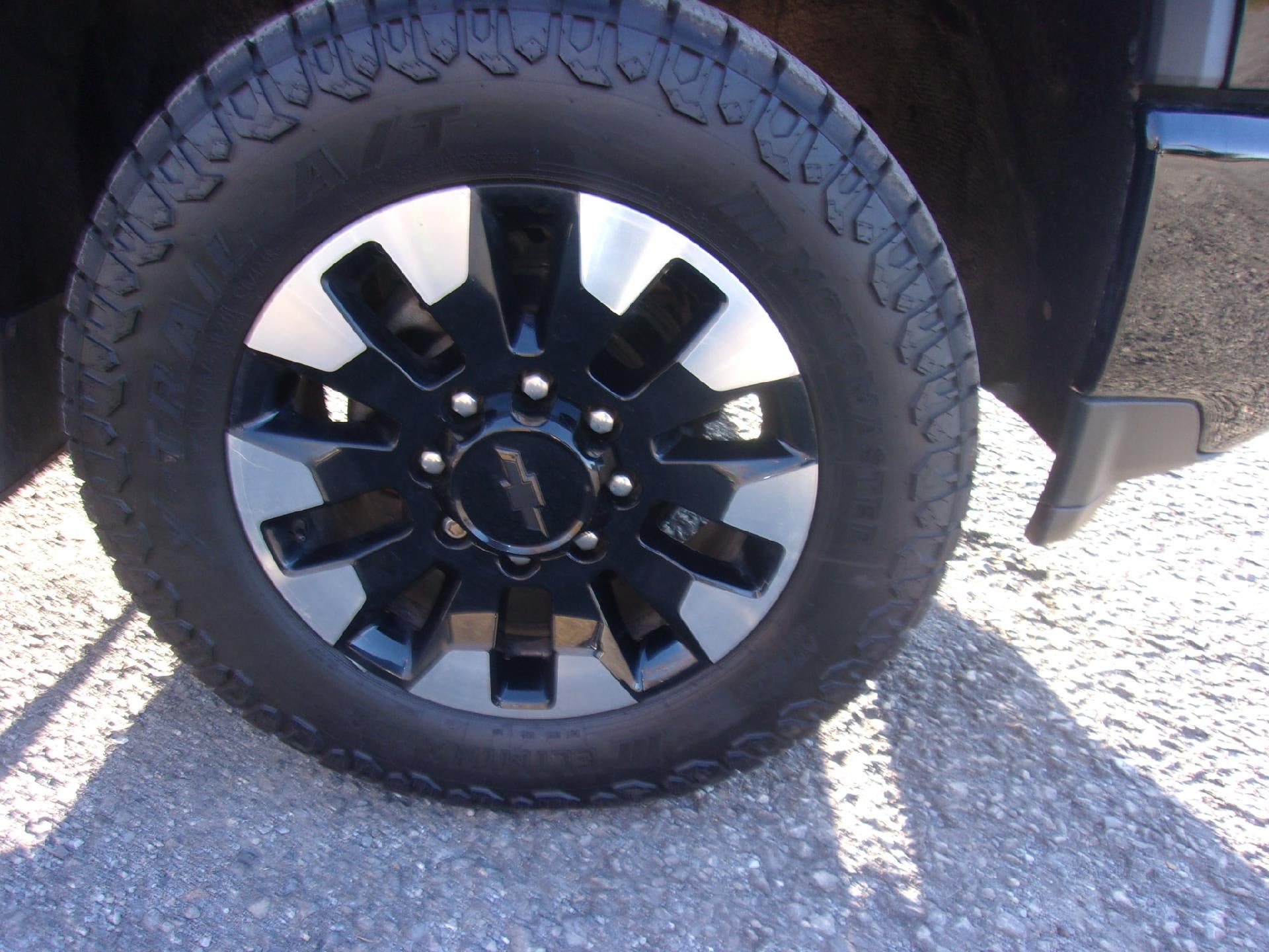 2020 Chevrolet Silverado 2500 HD Double Cab Standard Box 4-Wheel Drive Custom