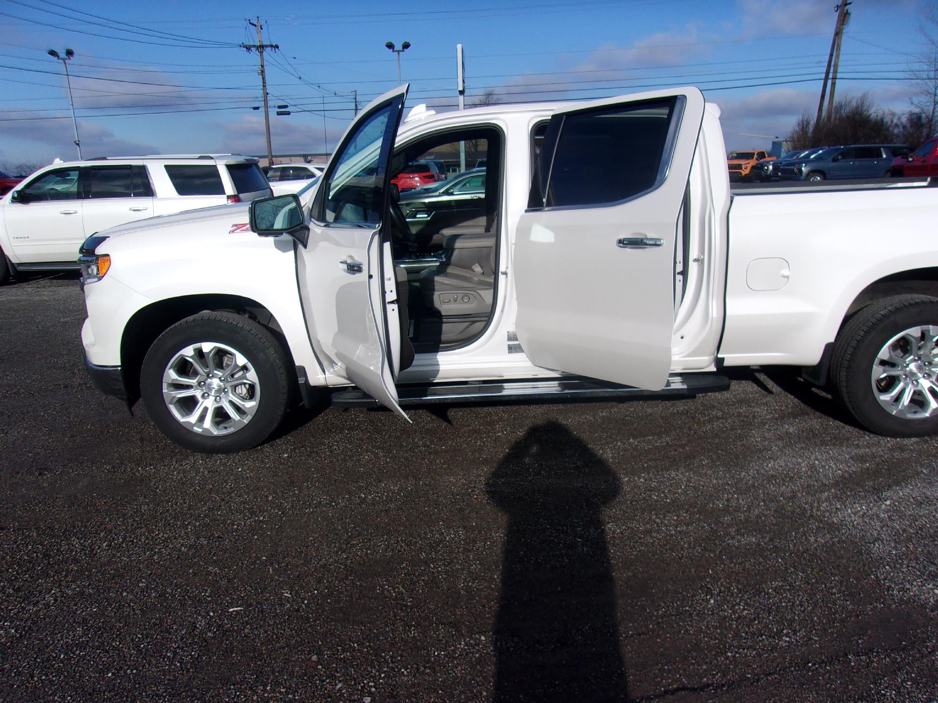 2024 Chevrolet Silverado 1500 Crew Cab Short Box 4-Wheel Drive LTZ