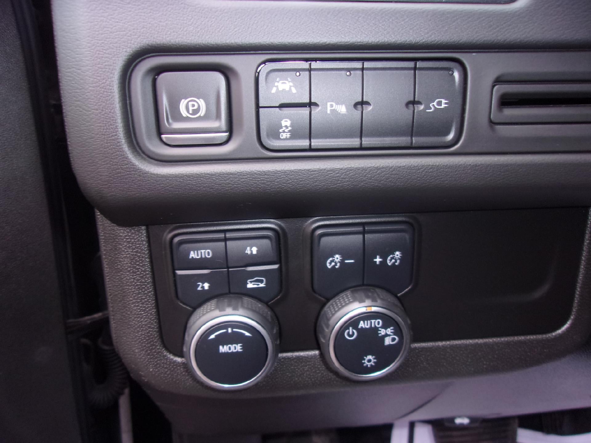 2021 Chevrolet Tahoe 4WD Commercial