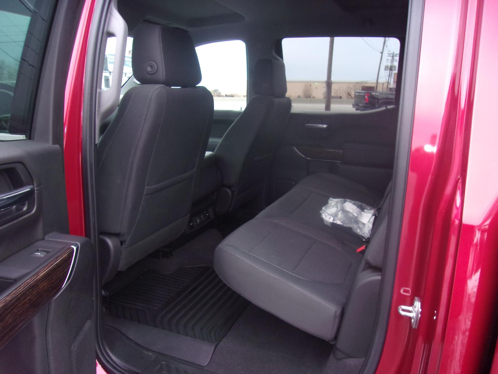 2019 GMC Sierra 1500 Crew Cab Short Box 4-Wheel Drive SLE