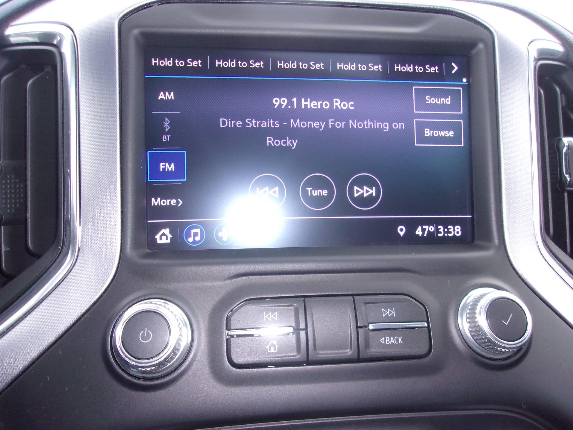 2019 GMC Sierra 1500 Crew Cab Short Box 4-Wheel Drive SLE