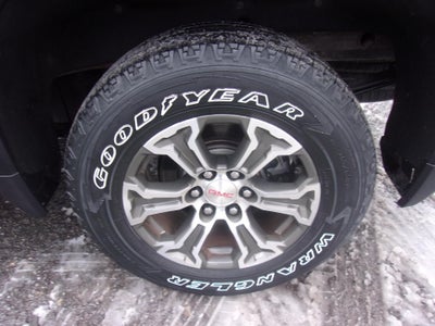 2019 GMC Sierra 1500 Crew Cab Short Box 4-Wheel Drive SLE