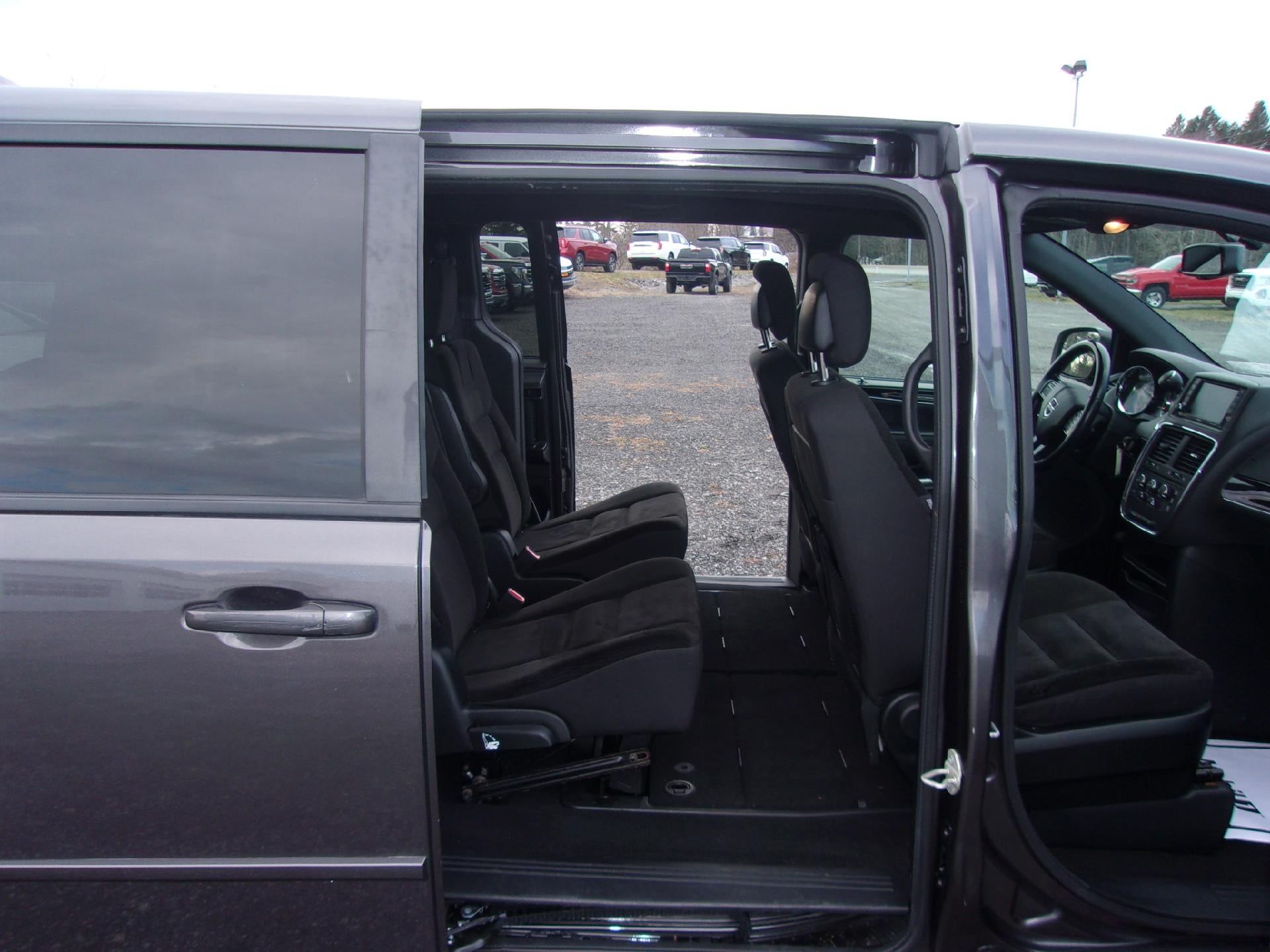 2017 Dodge Grand Caravan SE Wagon